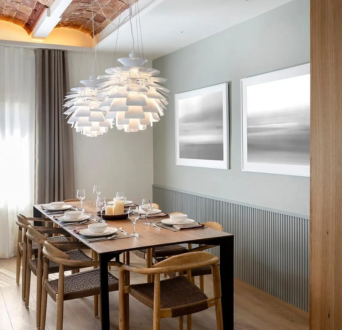 Luxury Apt With King Beds & Central Ac In Heart Of Bcn Barcelona Spanien