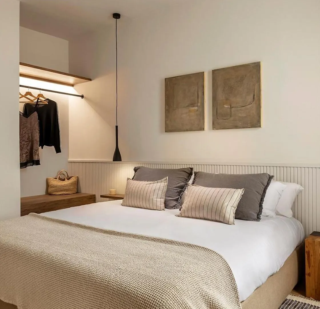 Luxury Apt With King Beds & Central Ac In Heart Of Bcn Barcelona