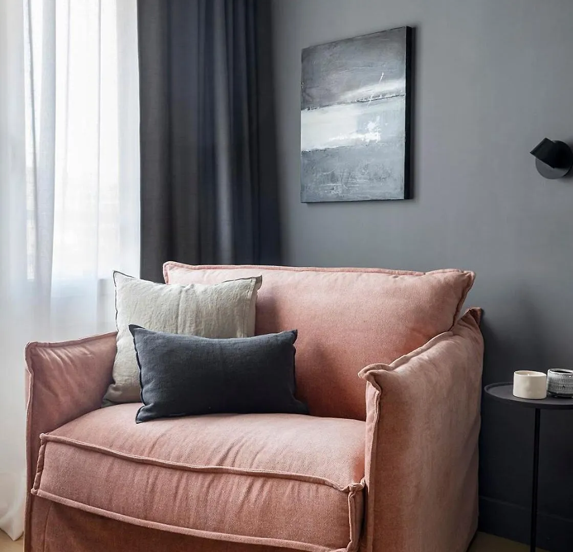 Luxury Apt With King Beds & Central Ac In Heart Of Bcn Барселона Апартаменты